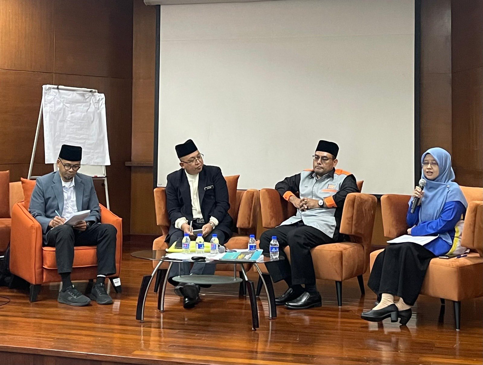 Forum Seminar Poligami anjuran ILKAP